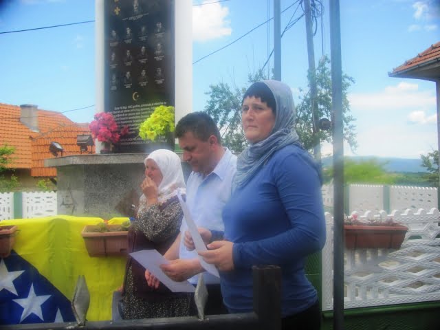 14crnilabud006