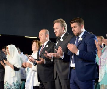 Komemoracija-Izetbegovic-Durakovic-Zvanicnici-Memorijalni-Centar-Docek-17-IS-1024x683