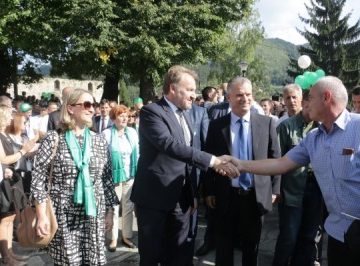 jajce-400x266